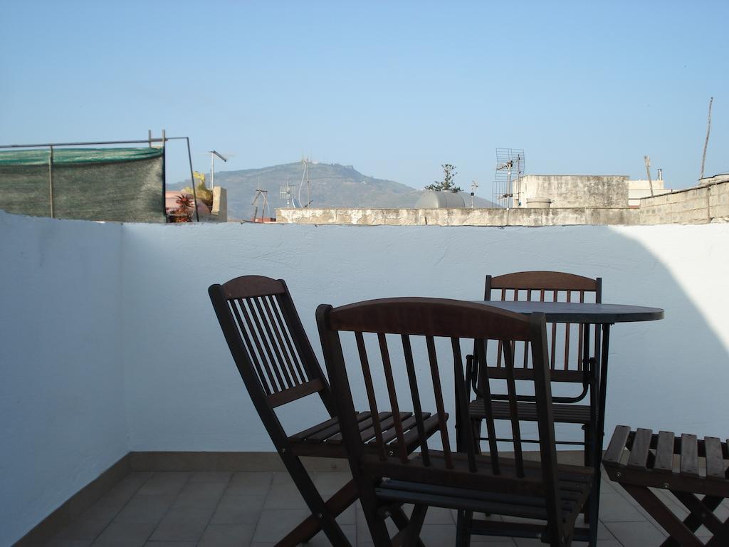 La Casa Delle Conchiglie Apartment Trapani Exterior photo